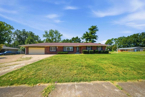 Photo of 5073 WHITWORTH RD, Memphis, TN 38116 (MLS # 10229416)