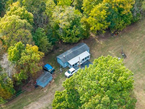 Photo of 4830 KENDALL RD, Hornbeak, TN 38232 (MLS # 10207914)