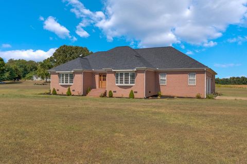 Photo of 2239 STEAM MILL FERRY RD, Jackson, TN 38301 (MLS # 10207530)