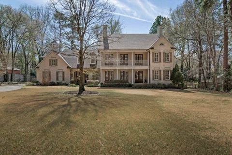 Photo of 4525 BARFIELD RD, Memphis, TN 38117 (MLS # 10216852)