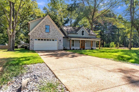 Photo of 70 WEST ST, Rossville, TN 38066 (MLS # 10230728)