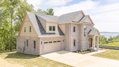 Photo of 205 PIONEER TRL, Savannah, TN 38372 (MLS # 10219906)