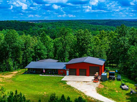Photo of 350 HAMILTON RD, Springville, TN 38256 (MLS # 10227389)