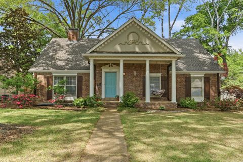 Photo of 7160 BLUE GRASS LN, Germantown, TN 38138 (MLS # 10222805)