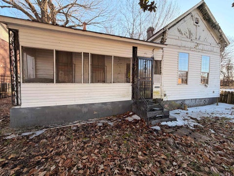 Photo of 341 E MCLEMORE AVE, Memphis, TN 38106 (MLS # 10227985)