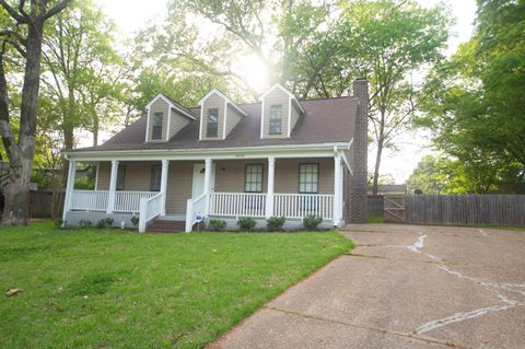 Photo of 8254 HARDWOOD CV, Memphis, TN 38016 (MLS # 10219311)