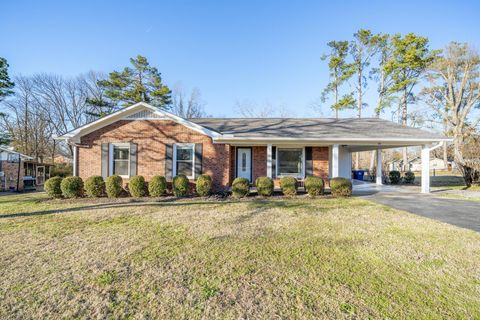 Photo of 355 CENTRAL AVE, Savannah, TN 38372 (MLS # 10215694)