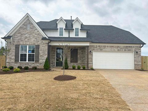 Photo of 350 CHESNUT RIDGE CV, Oakland, TN 38060 (MLS # 10208574)