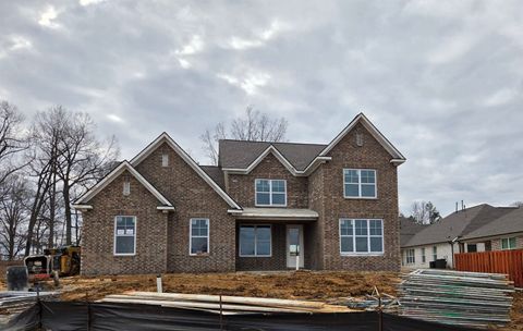 Photo of 70 HAZEL CREST DR S, Oakland, TN 38060 (MLS # 10211460)