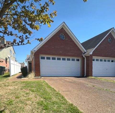 Photo of 1818 WINSHIP DR, Cordova, TN 38016 (MLS # 10218939)