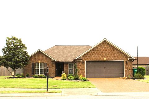 Photo of 222 SUNGATE DR, Medina, TN 38355 (MLS # 10220177)