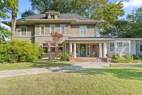 Photo of 1480 VINTON AVE, Memphis, TN 38104 (MLS # 10208472)