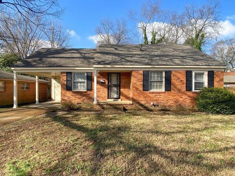 Photo of 3481 W DEERWOOD ST, Memphis, TN 38111 (MLS # 10222837)