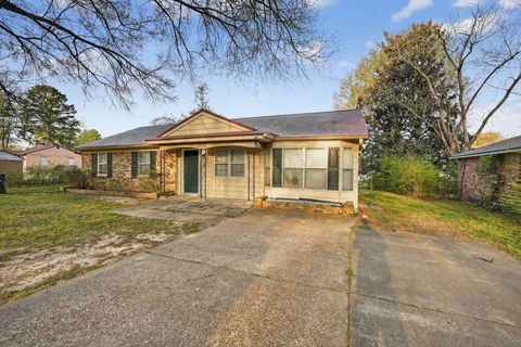 Photo of 3773 SCHOOLFIELD RD, Memphis, TN 38127 (MLS # 10217867)