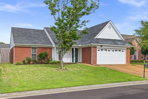 Photo of 2779 SHADY WELL CV, Memphis, TN 38016 (MLS # 10224219)