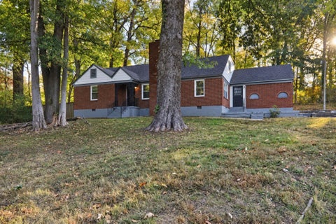 Photo of 2992 SCHEIBLER RD, Memphis, TN 38128 (MLS # 10233310)
