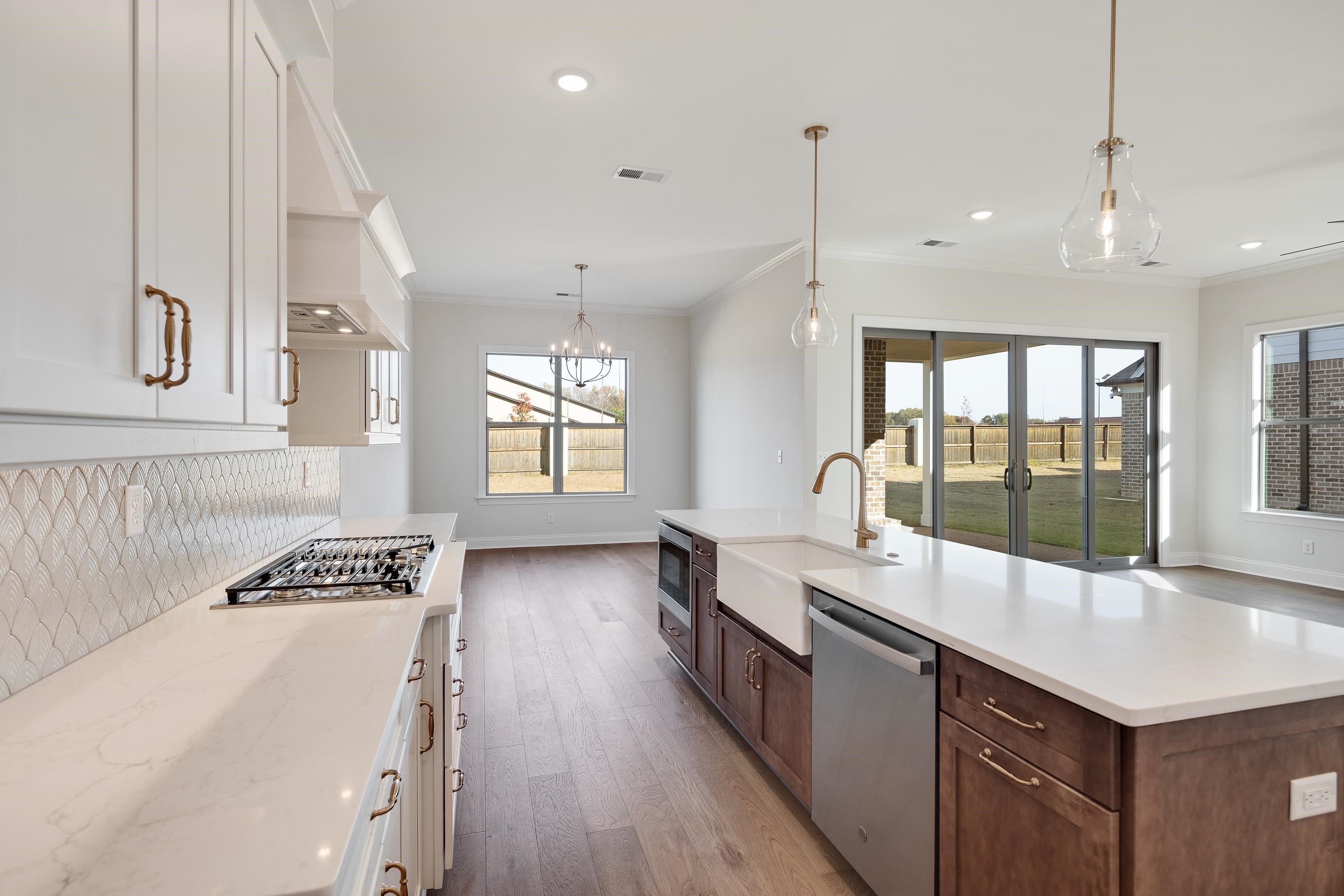 Arlington, Tennessee 38002, United States, 4 Bedrooms Bedrooms, ,3 BathroomsBathrooms,Residential,Active,184293