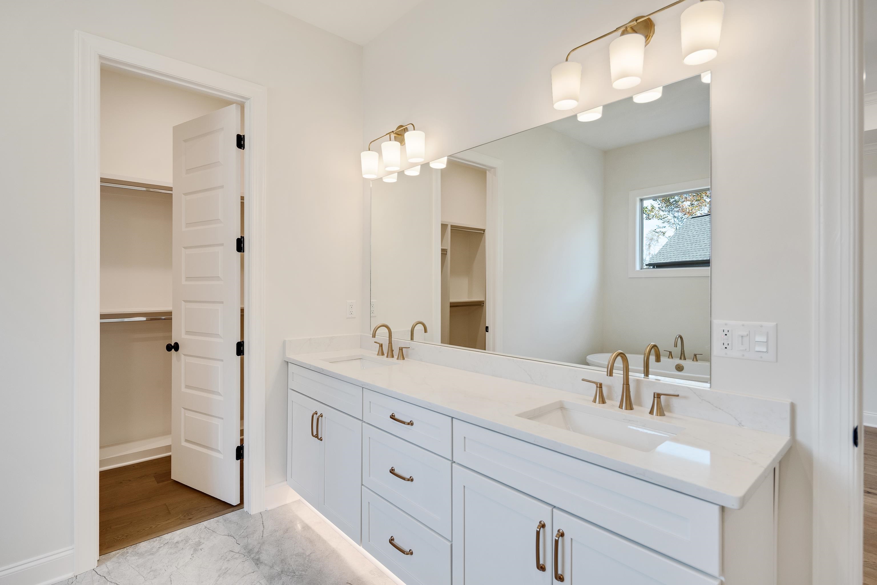 Arlington, Tennessee 38002, United States, 4 Bedrooms Bedrooms, ,3 BathroomsBathrooms,Residential,Active,184293