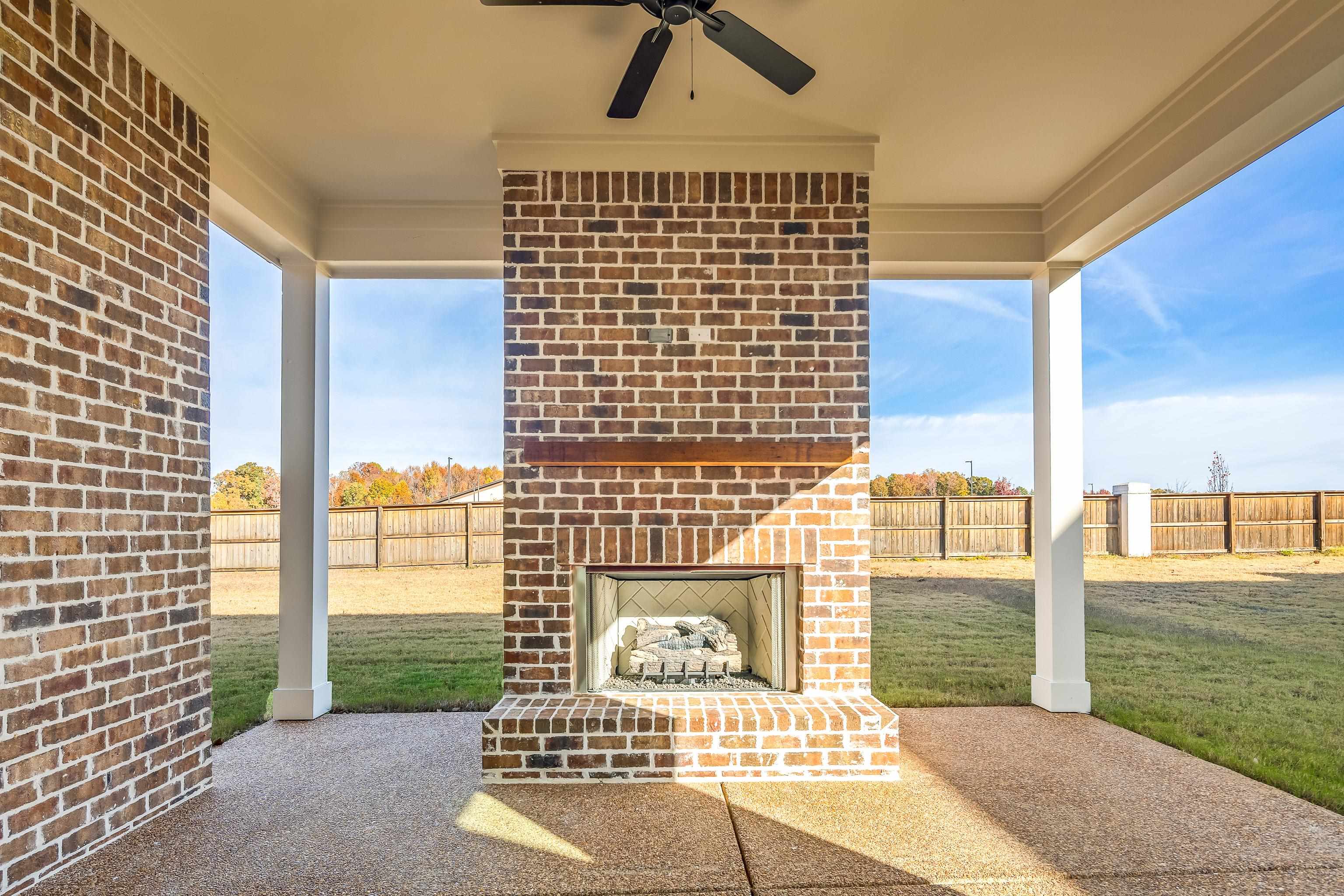 Arlington, Tennessee 38002, United States, 4 Bedrooms Bedrooms, ,3 BathroomsBathrooms,Residential,Active,184293