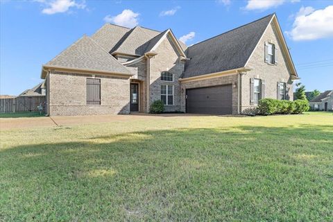 Photo of 1739 TREESTAND RD, Southaven, MS 38672 (MLS # 10207843)