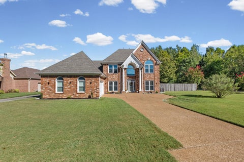Photo of 8970 DOVELAND DR, Memphis, TN 38018 (MLS # 10231900)