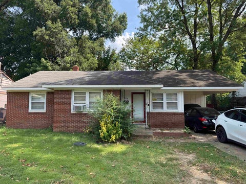 Photo of 1624 MARY DR, Memphis, TN 38111 (MLS # 10229336)