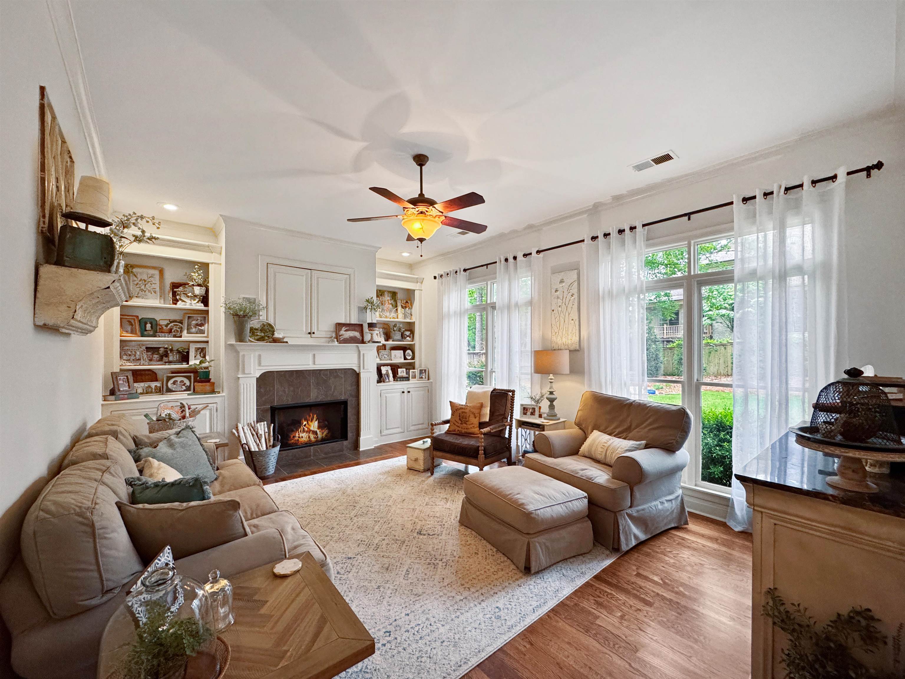 Collierville, Tennessee 38017, United States, 4 Bedrooms Bedrooms, ,4 BathroomsBathrooms,Residential,Pending,117421