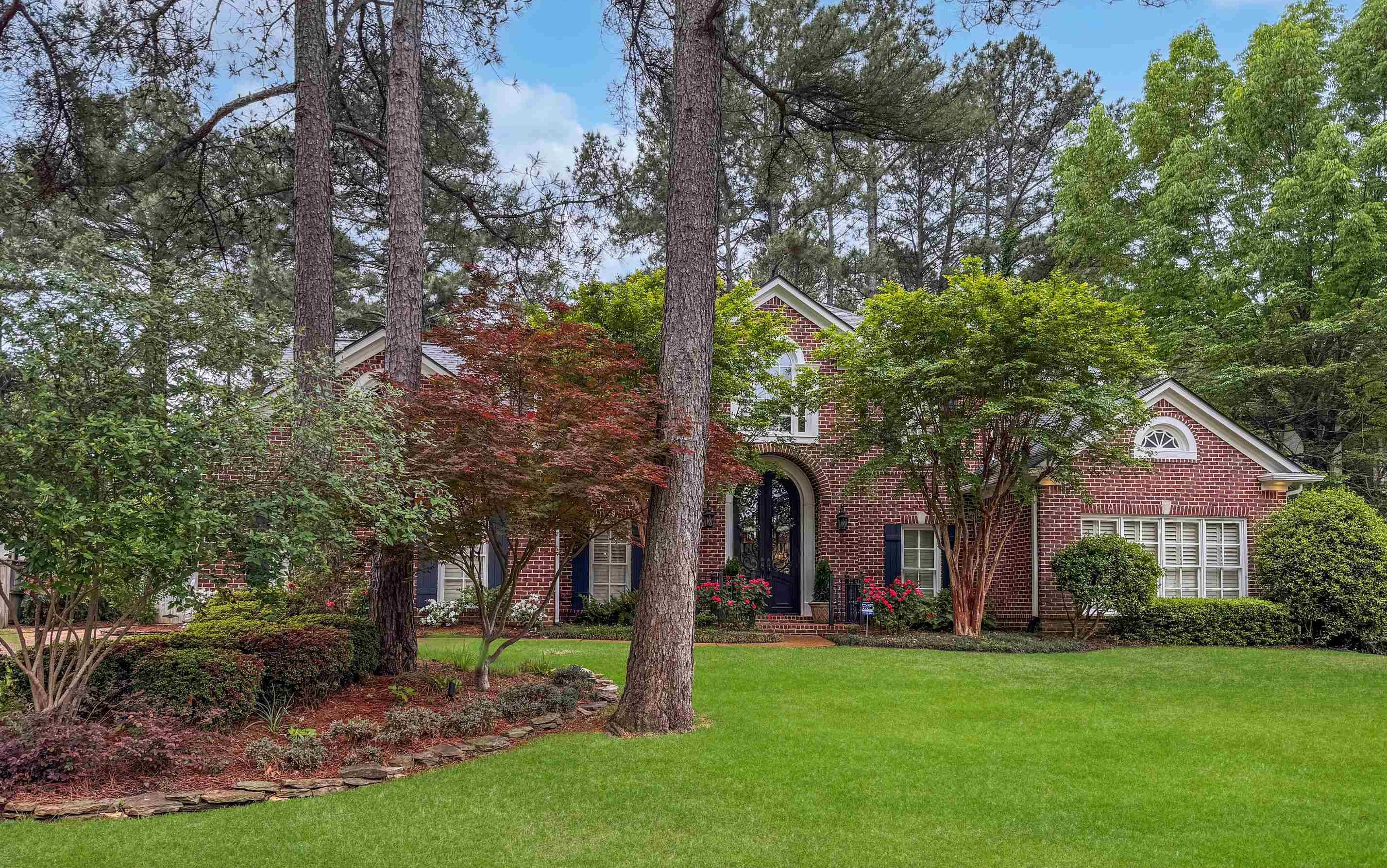 Collierville, Tennessee 38017, United States, 4 Bedrooms Bedrooms, ,4 BathroomsBathrooms,Residential,Pending,117421