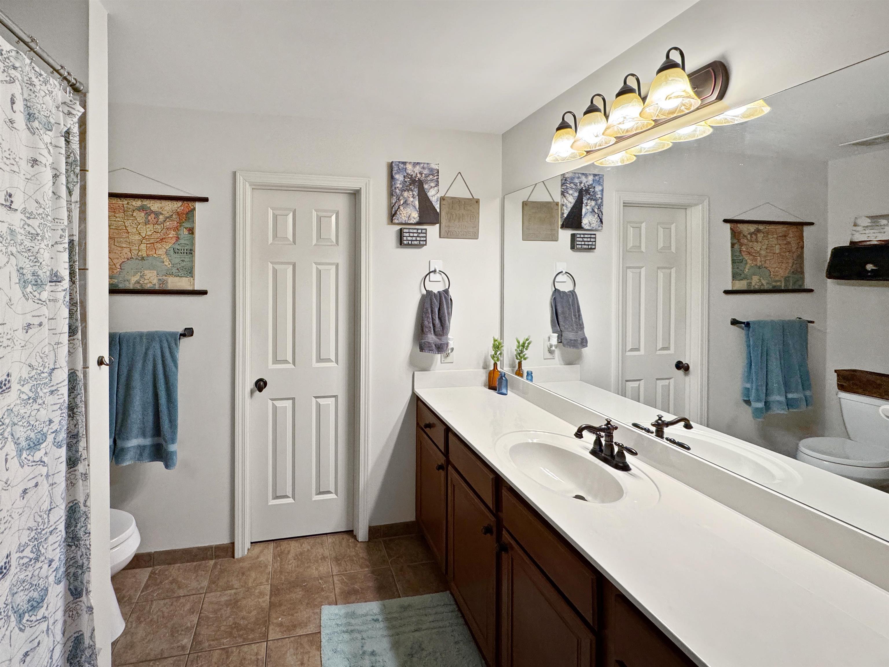 Collierville, Tennessee 38017, United States, 4 Bedrooms Bedrooms, ,4 BathroomsBathrooms,Residential,Pending,117421