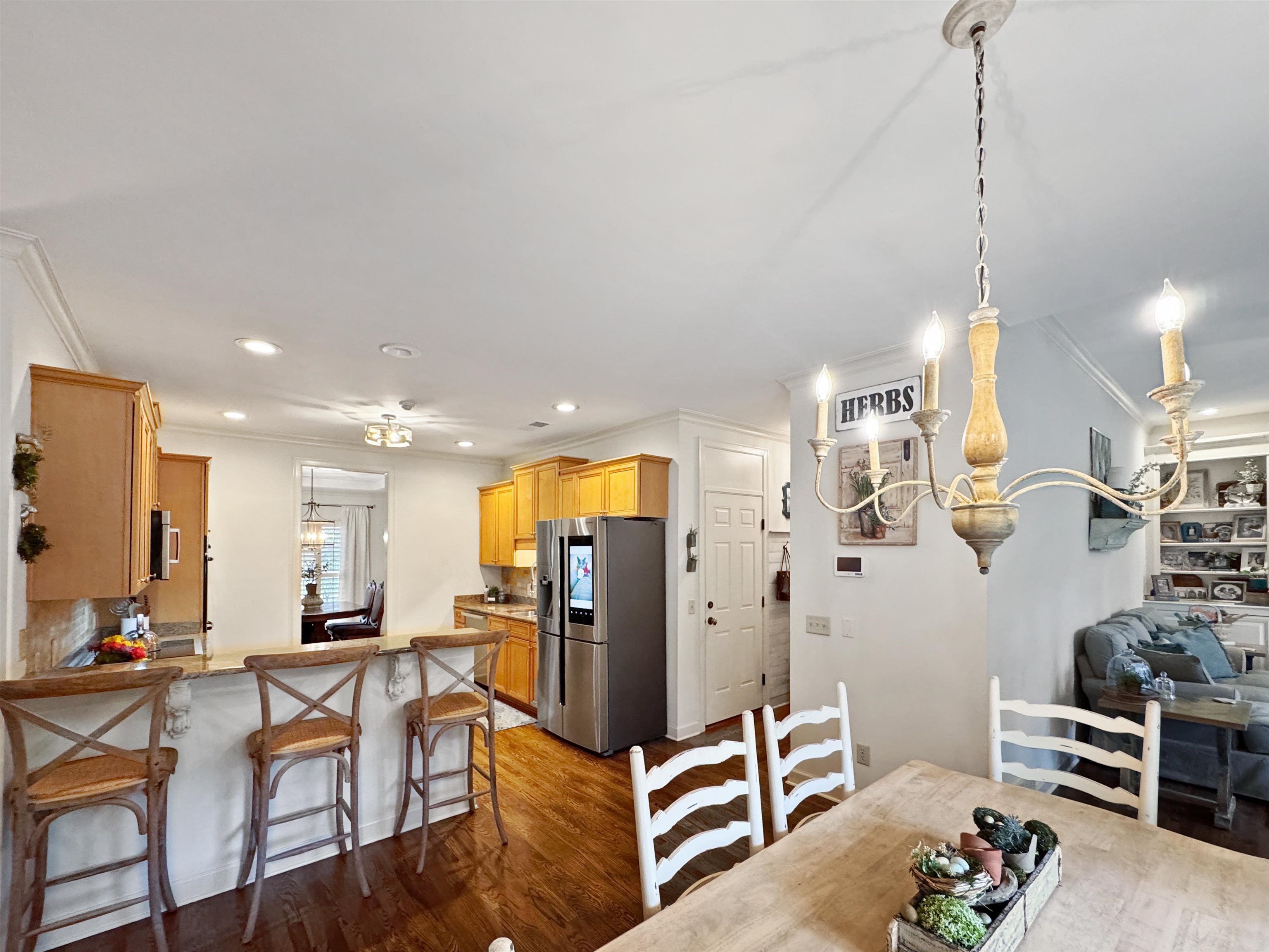 Collierville, Tennessee 38017, United States, 4 Bedrooms Bedrooms, ,4 BathroomsBathrooms,Residential,Pending,117421