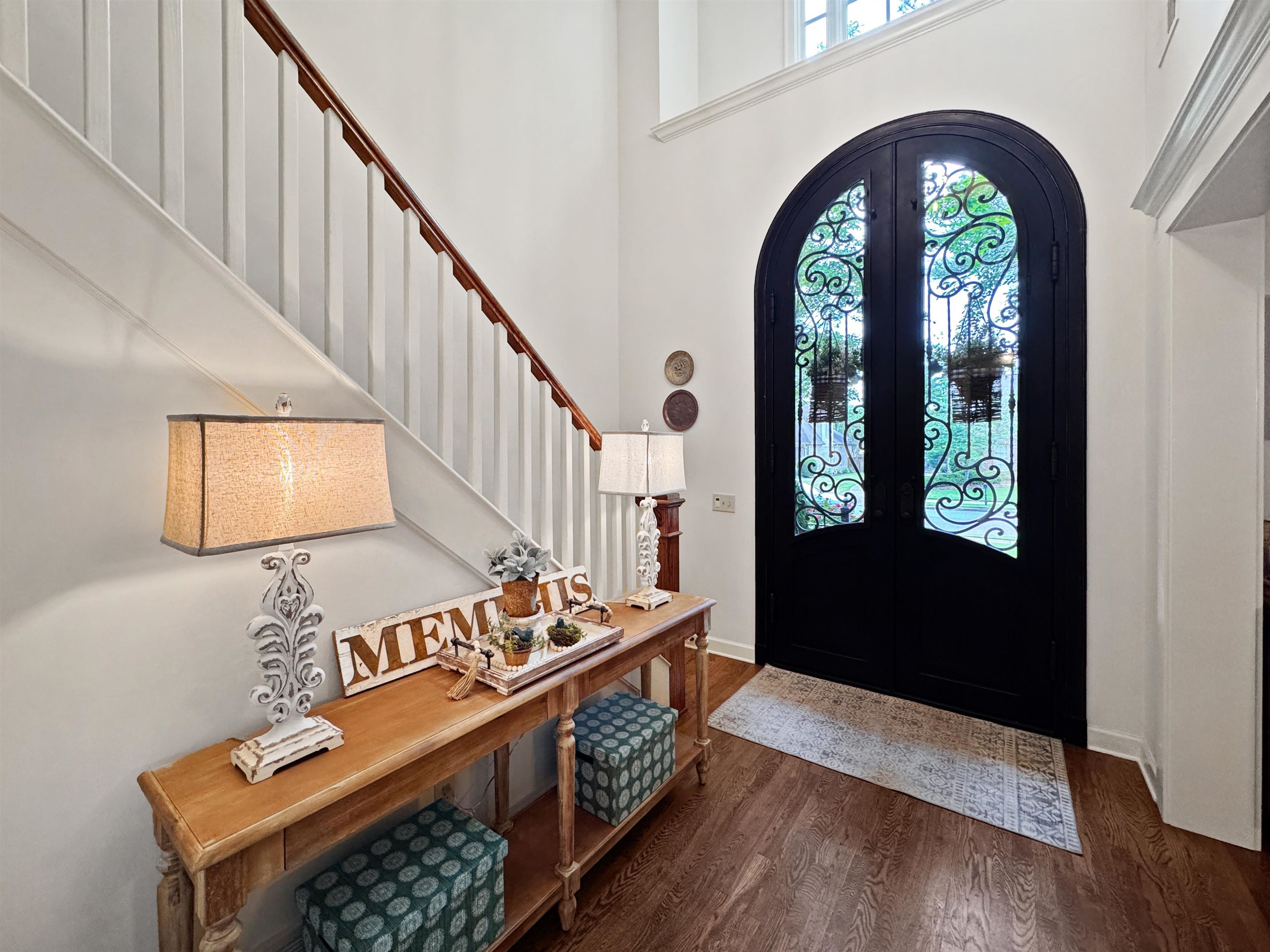 Collierville, Tennessee 38017, United States, 4 Bedrooms Bedrooms, ,4 BathroomsBathrooms,Residential,Pending,117421