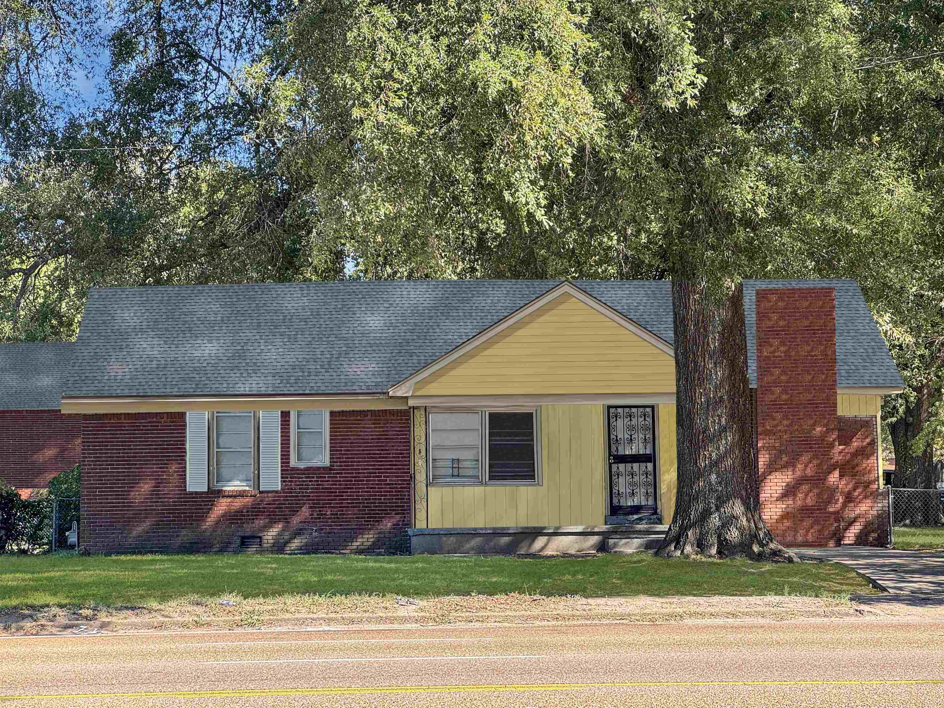 Memphis, Tennessee 38118, United States, 3 Bedrooms Bedrooms, ,1 BathroomBathrooms,Residential,Active,228176 Memphis, Tennessee 38118, United States, 3 Bedrooms Bedrooms, ,1 BathroomBathrooms,Residential,Active,228176