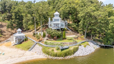 Photo of 199 LAKESHORE LN, Counce, TN 38326 (MLS # 10228244)