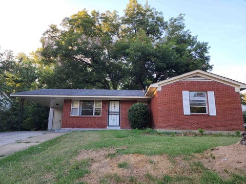 Photo of 3916 TESSLAND DR, Memphis, TN 38128 (MLS # 10230499)