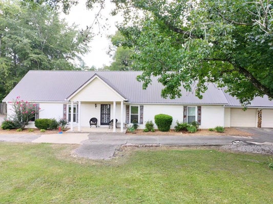 24135 HIGHWAY 64, HORNSBY, TN 38044 - Image c6ef91459bee5d83b42e82b7dd35e02d/4016838261