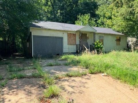 Photo of 2233 ABERDEEN AVE, Memphis, TN 38127 (MLS # 10229211)