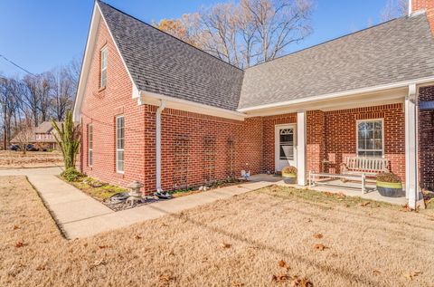 Photo of 42 WILSHIRE LN, Atoka, TN 38004 (MLS # 10211688)