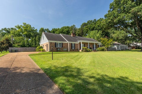 Photo of 6629 MASSEY LN, Memphis, TN 38120 (MLS # 10229955)