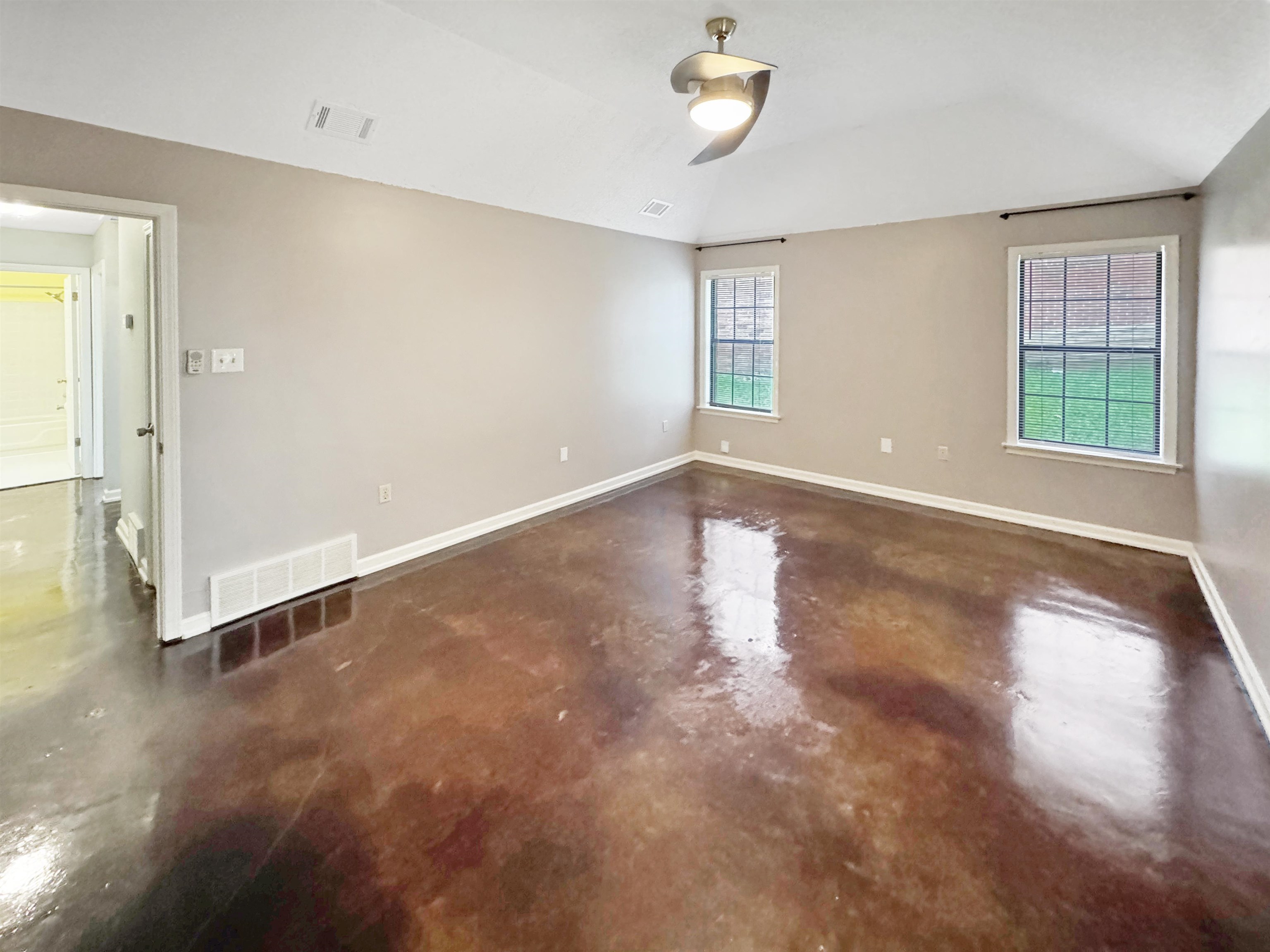 Memphis, Tennessee 38016, United States, 3 Bedrooms Bedrooms, ,2 BathroomsBathrooms,Residential,Active,122773