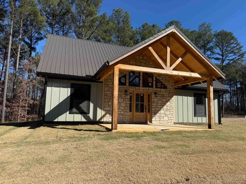 Photo of 20 DODDLE CV, Counce, TN 38326 (MLS # 10210371)