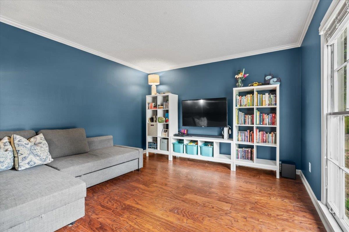 Germantown, Tennessee 38138, United States, 4 Bedrooms Bedrooms, ,3 BathroomsBathrooms,Residential,Pending,110888