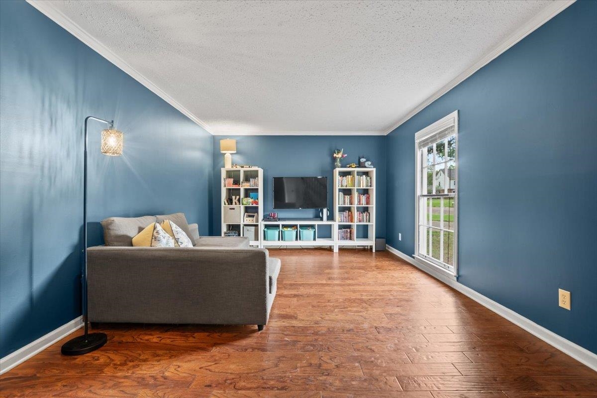 Germantown, Tennessee 38138, United States, 4 Bedrooms Bedrooms, ,3 BathroomsBathrooms,Residential,Pending,110888