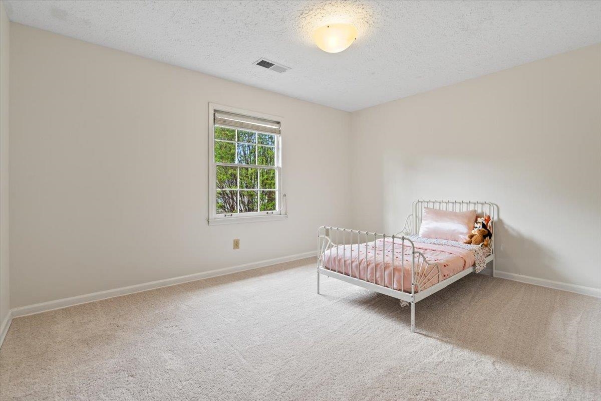 Germantown, Tennessee 38138, United States, 4 Bedrooms Bedrooms, ,3 BathroomsBathrooms,Residential,Pending,110888