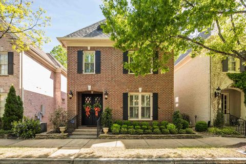 Photo of 833 MCFERRIN LN, Collierville, TN 38017 (MLS # 10218968)