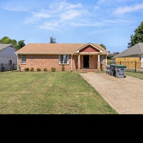 Photo of 2512 DERBYSHIRE AVE, Memphis, TN 38127 (MLS # 10230357)