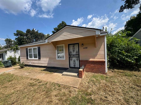 Photo of 4498 SUNCREST DR, Memphis, TN 38127 (MLS # 10229337)