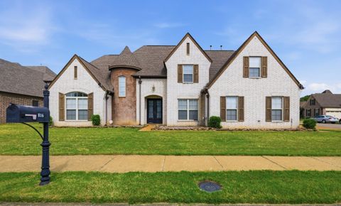 Photo of 816 WOODLAND TREES DR, Cordova, TN 38018 (MLS # 10220560)