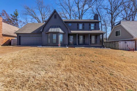 Photo of 2744 SURREY PARK DR, Bartlett, TN 38134 (MLS # 10215142)