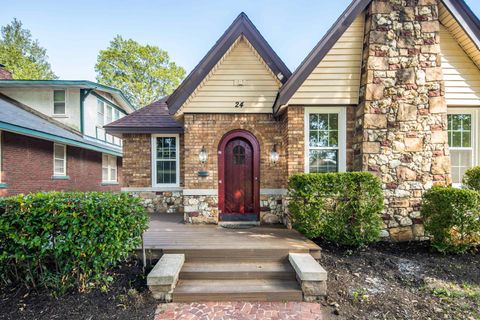 Photo of 24 S AUBURNDALE ST, Memphis, TN 38104 (MLS # 10206912)