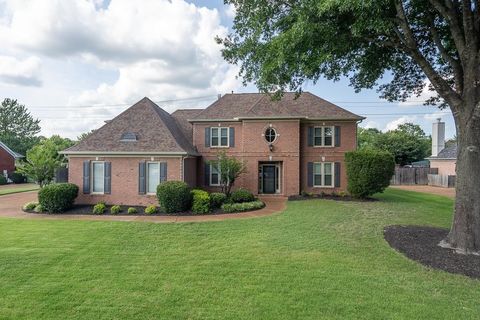 Photo of 8960 W GROVELAWN CV, Germantown, TN 38139 (MLS # 10224898)